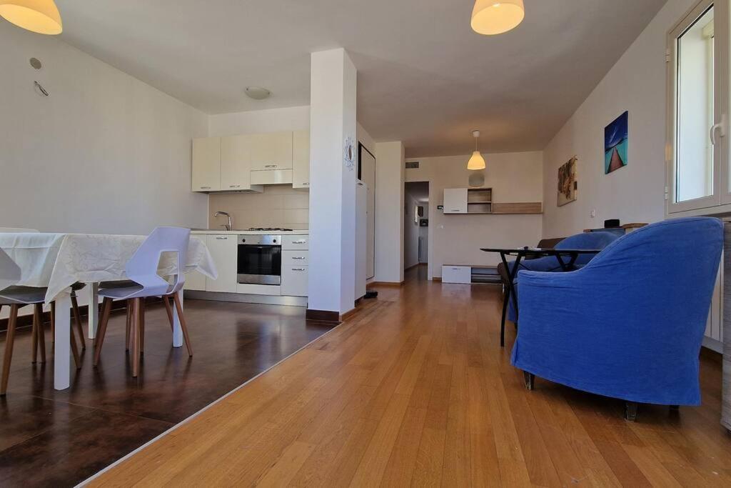 "Elle Home" Attico Panoramico Lecce Eksteriør billede