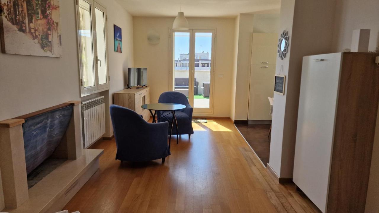 "Elle Home" Attico Panoramico Lecce Eksteriør billede